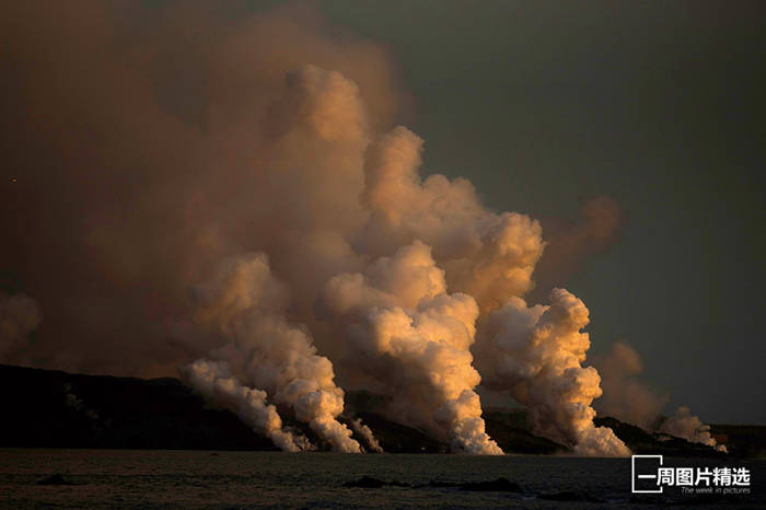 西班牙拉帕尔马岛火山持续喷发